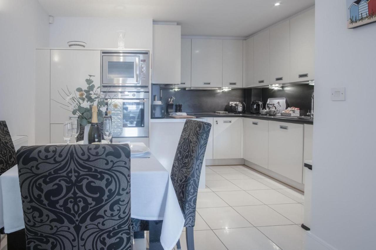 Minarvon - 2 Bedroom Apartment - Saundersfoot Exterior foto